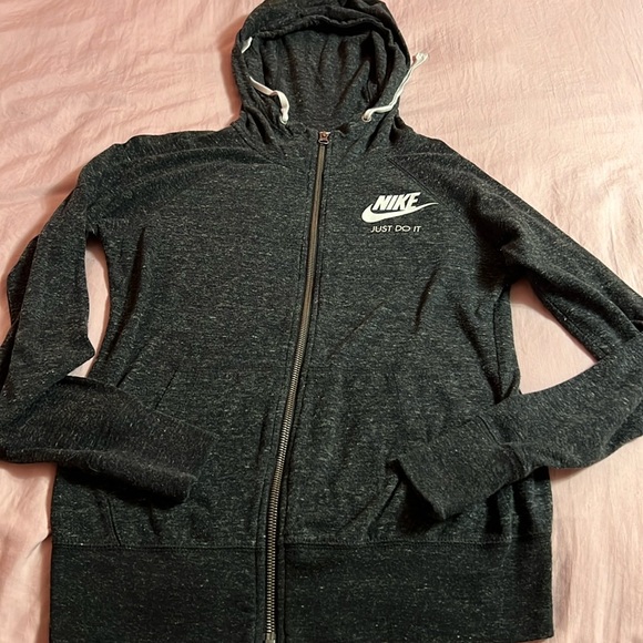 nike hooded grey sweatshirt/jacket - Picture 2 of 9